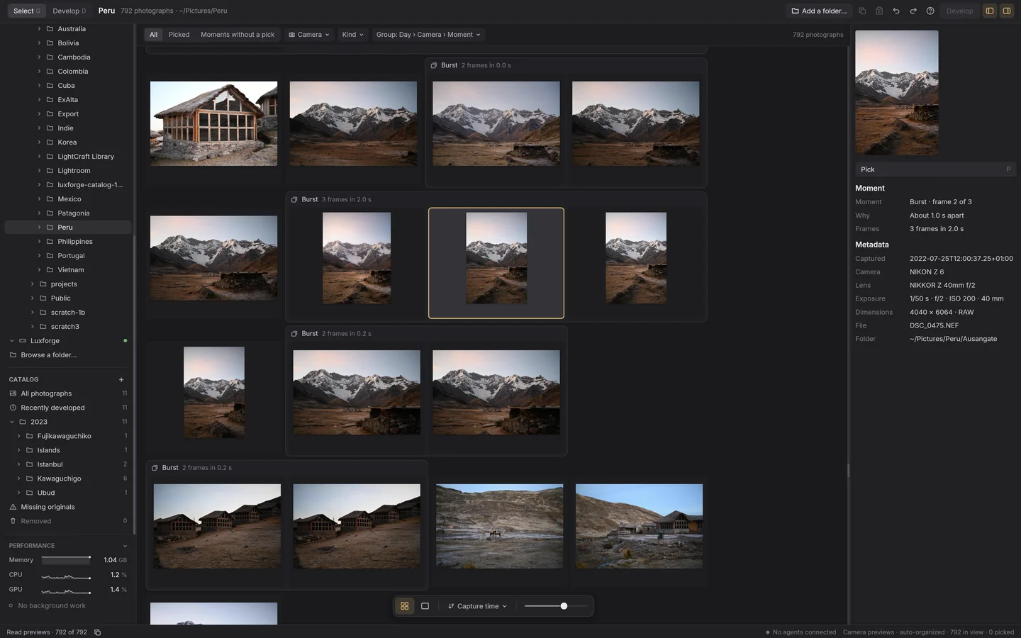 Plate III. The Select workspace over a folder named Peru: 792 photographs of snow-capped mountains and thatched huts, with bursts of two and three frames each framed as one moment. The middle frame of a three-frame burst is selected, and the Info panel shows Burst, frame 2 of 3, about 1.0 s apart, with its camera, lens and exposure.